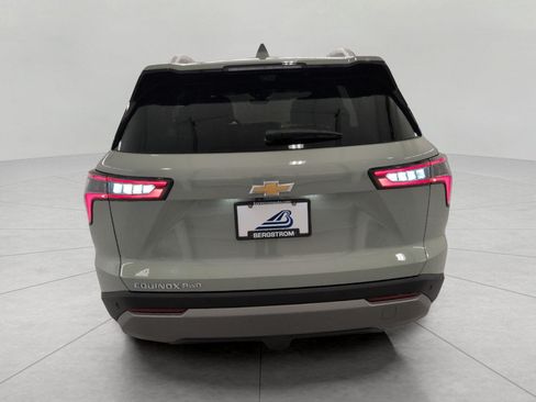 Used 2025 Chevrolet Equinox LT w/ Convenience Package II AWD/4WD image 24