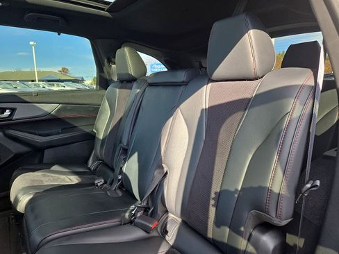 Used 2023 Acura MDX A-Spec image 12