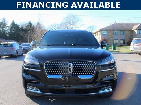 Used 2021 Lincoln Aviator Reserve w/ Elements Package Plus image 3