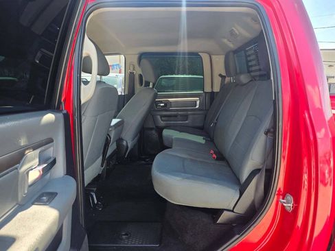 Used 2016 RAM 2500 SLT image 10