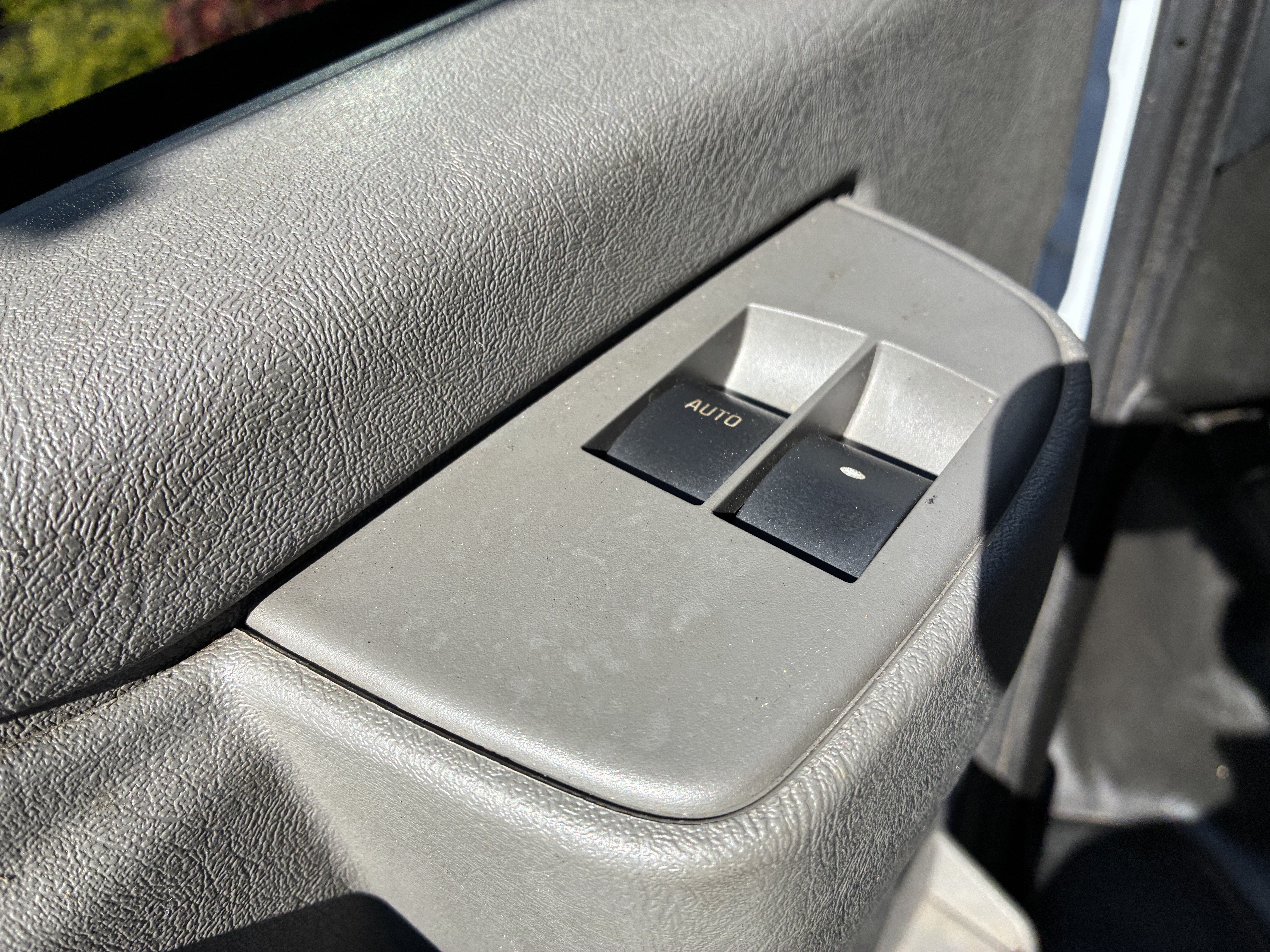 Used 2023 Chevrolet Express 3500 w/ Power Convenience Package RWD image 24