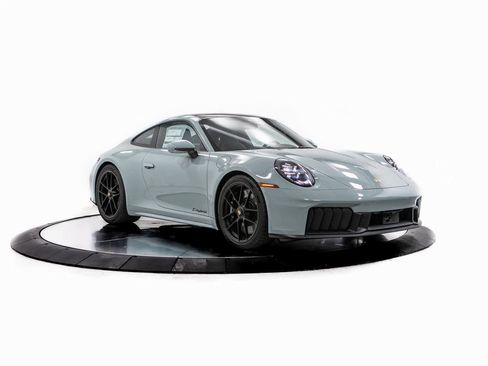 New 2026 Porsche 911 Carrera GTS image 9