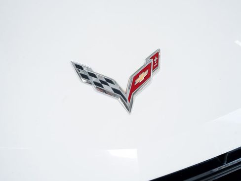 Used 2014 Chevrolet Corvette Stingray Convertible w/ 2LT Preferred Equipment Group RWD image 7