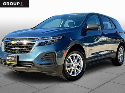 Used 2024 Chevrolet Equinox LS w/ LS Convenience Package