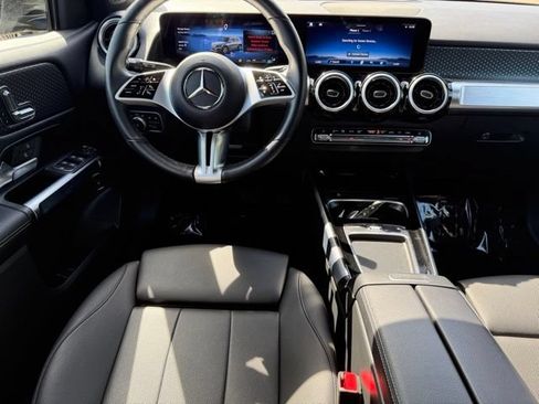 Certified 2025 Mercedes-Benz GLB 250 image 14