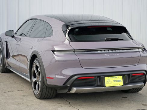 Used 2025 Porsche Taycan 4S image 55