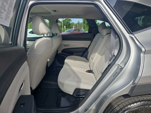 Certified 2025 Hyundai Tucson SEL AWD/4WD image 28