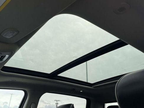 Used 2022 RAM 1500 Laramie image 14