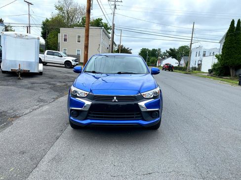 Used 2016 Mitsubishi Outlander Sport ES image 2