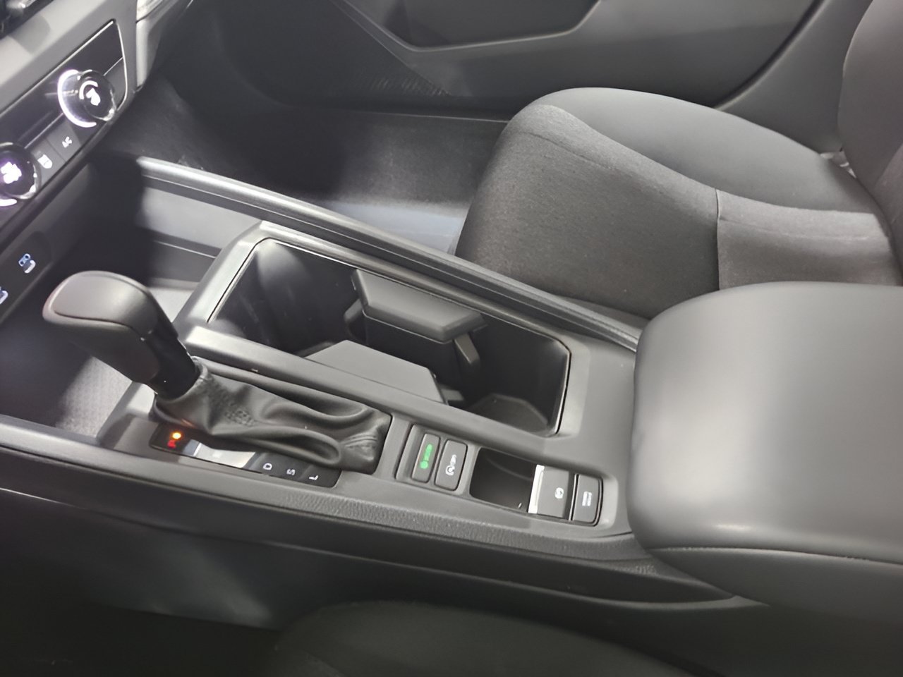 Used 2023 Honda Accord LX image 28