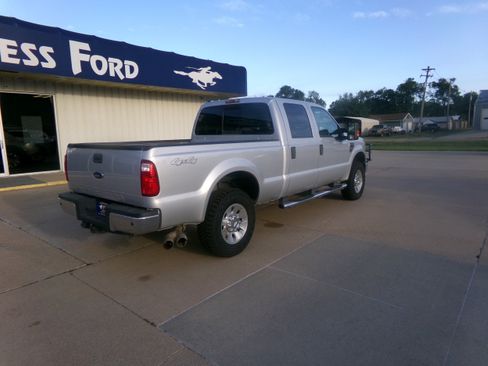Used 2008 Ford F250 Lariat AWD/4WD image 3