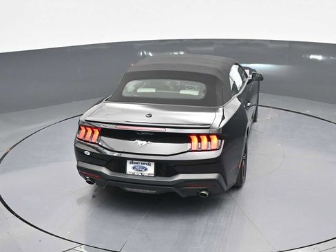 Used 2025 Ford Mustang Premium RWD image 30