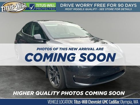 Used 2024 Tesla Model Y Long Range AWD/4WD image 1