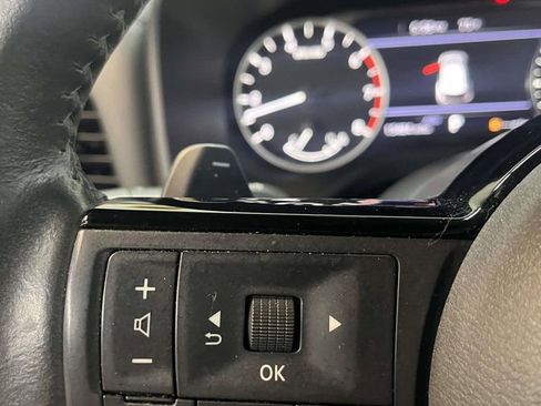 Used 2023 Nissan Rogue SL image 24