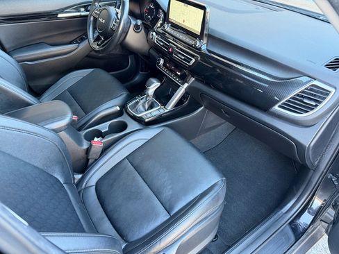 Used 2022 Kia Seltos EX image 22