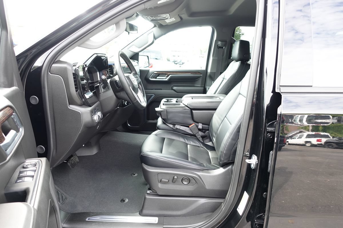 Used 2024 GMC Sierra 1500 Elevation AWD/4WD image 18