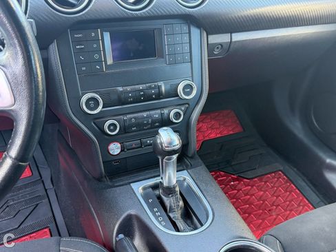 Used 2019 Ford Mustang Coupe RWD image 20