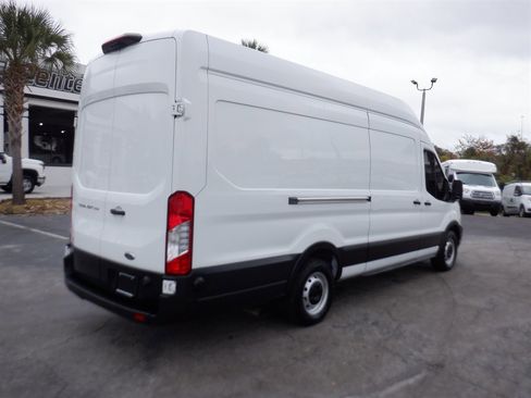 Used 2020 Ford Transit 250 148 High Roof Extended image 10