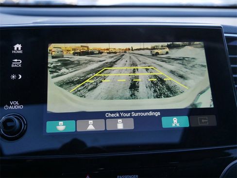 Used 2019 Honda Pilot Touring image 19