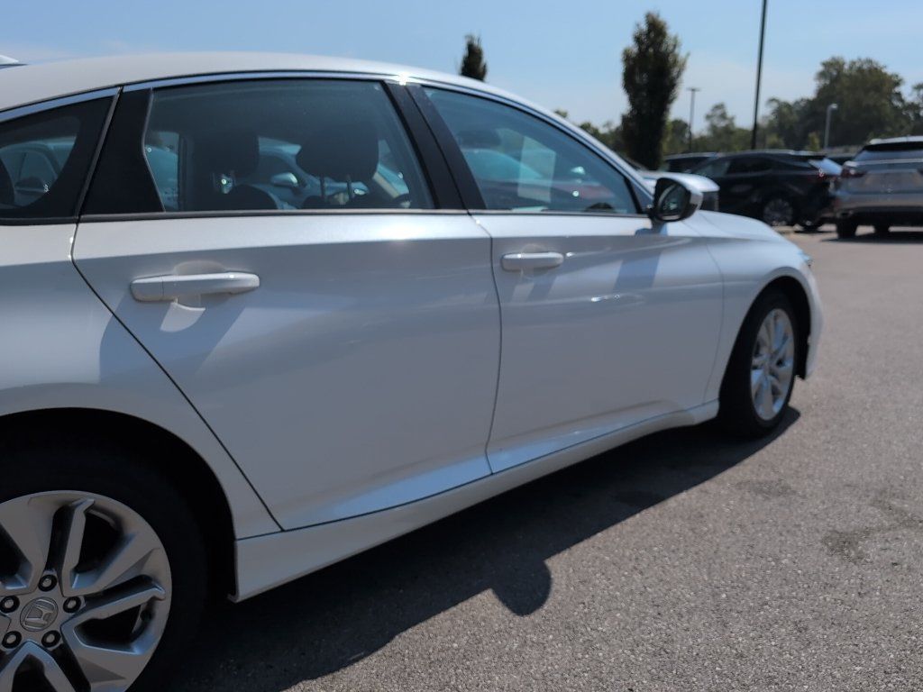 Used 2019 Honda Accord LX image 3