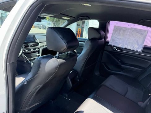 Used 2019 Honda Accord Sport image 17