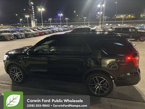 Used 2016 Ford Explorer Sport w/ Equipment Group 401A image 8