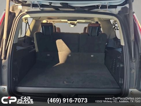 Used 2018 Cadillac Escalade ESV Premium Luxury image 14