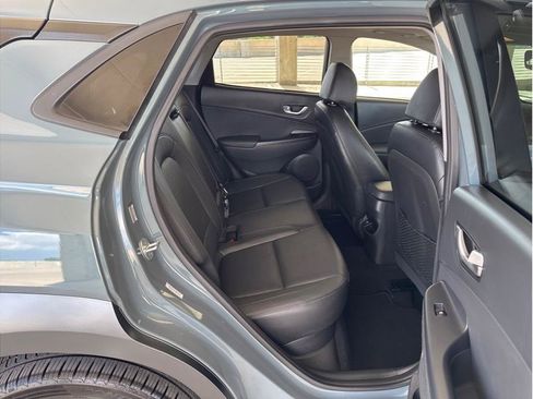 Used 2022 Hyundai Kona Limited AWD/4WD image 13