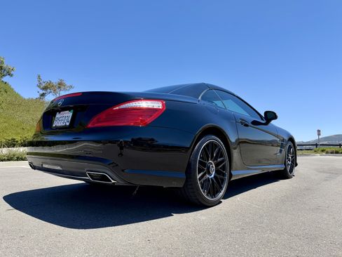 Used 2013 Mercedes-Benz SL 550 image 33