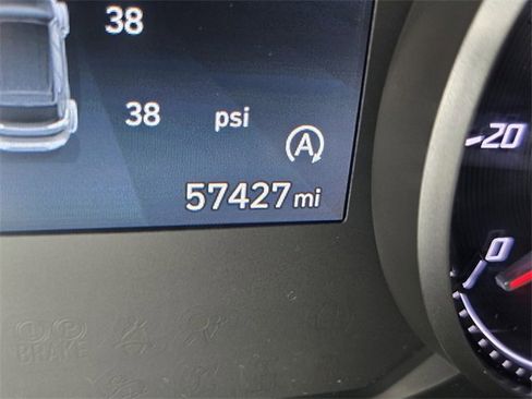 Used 2022 Hyundai Santa Fe SEL image 25