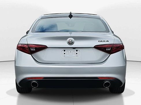 Used 2021 Alfa Romeo Giulia Sprint w/ Nero Edizione image 6