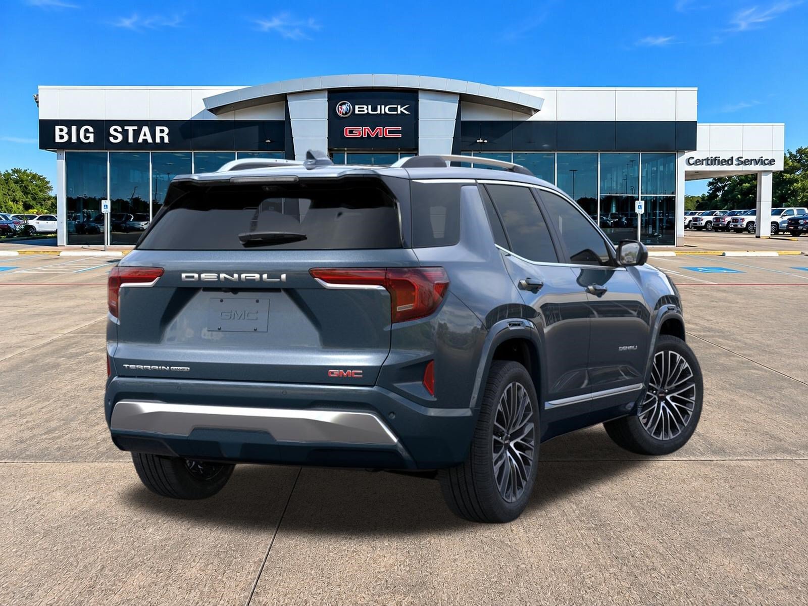 New 2027 GMC Terrain Denali w/ LPO, Floor Liner Package AWD/4WD image 5