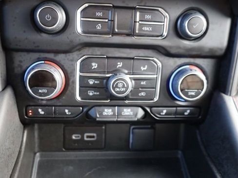 Used 2022 Chevrolet Tahoe RST w/ Luxury Package image 29