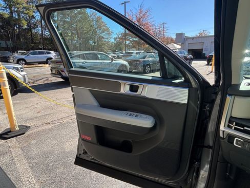 Used 2025 Hyundai Santa Fe SEL image 20