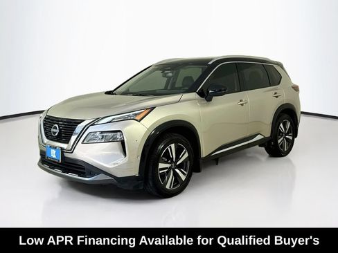 Used 2023 Nissan Rogue SL w/ SL Premium Package FWD image 3