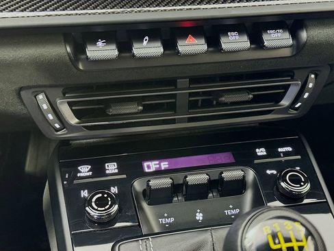 Used 2022 Porsche 911 GT3 image 17