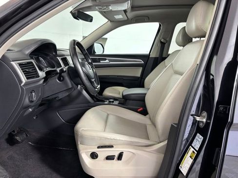 Used 2018 Volkswagen Atlas SEL AWD/4WD image 11
