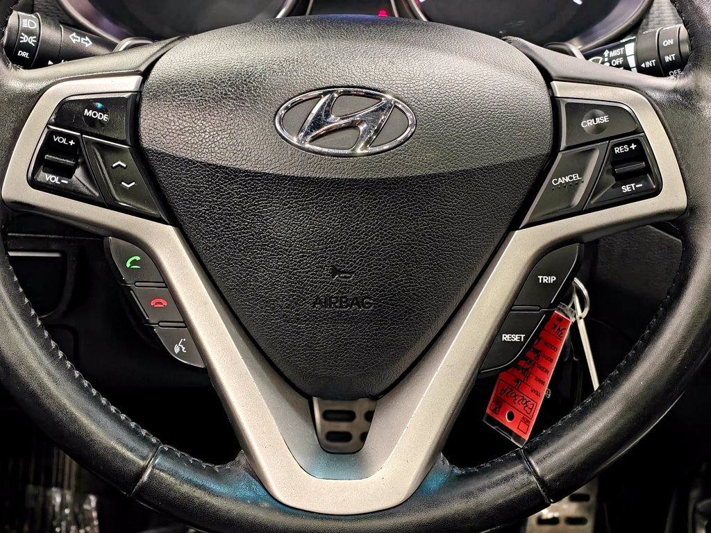 Used 2016 Hyundai Veloster w/ Option Group 02 FWD image 5