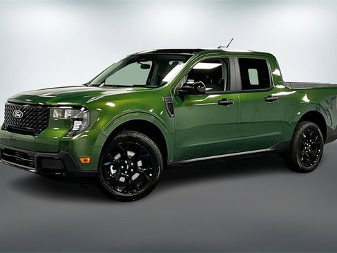 New 2025 Ford Maverick XLT w/ XLT Luxury Package image 2