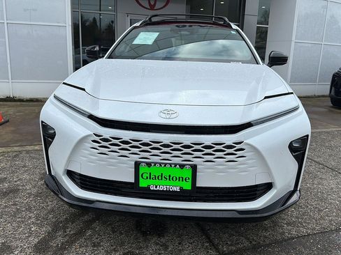 New 2026 Toyota Crown Signia Limited image 2