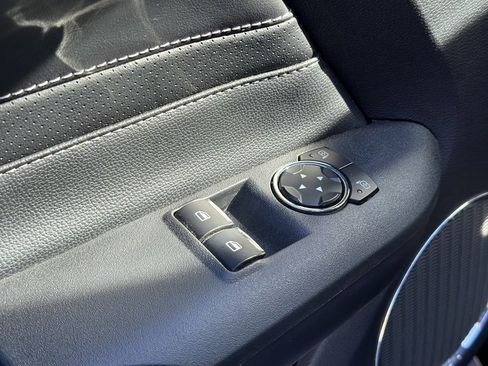 Used 2018 Ford Mustang Premium w/ Equipment Group 201A image 19