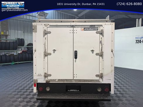 Used 2015 Ford E-350 and Econoline 350 Super Duty image 6