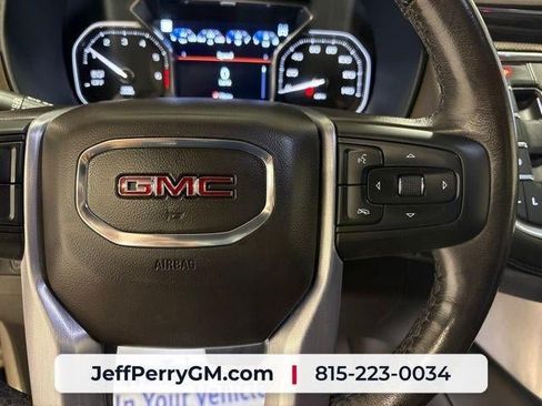 Used 2021 GMC Yukon SLT w/ SLT Luxury Plus Package AWD/4WD image 16