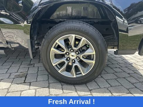 Used 2023 Chevrolet Silverado 1500 RST w/ Z71 Off-Road Package AWD/4WD image 11