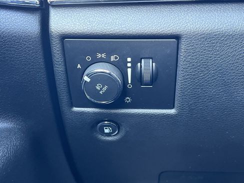 Used 2020 Jeep Grand Cherokee SRT image 17