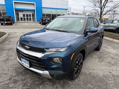 Used 2021 Chevrolet TrailBlazer LT w/ Convenience Package image 9