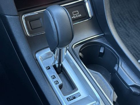 Used 2024 Subaru Ascent Premium w/ Convenience Package image 24