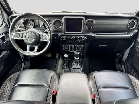 Used 2022 Jeep Wrangler Unlimited Sahara AWD/4WD image 14