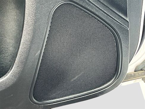 Used 2023 Dodge Charger Scat Pack w/ Navigation & Travel Group image 19