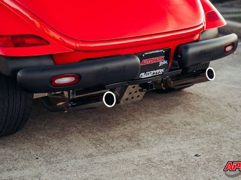 Used 2000 Plymouth Prowler image 31